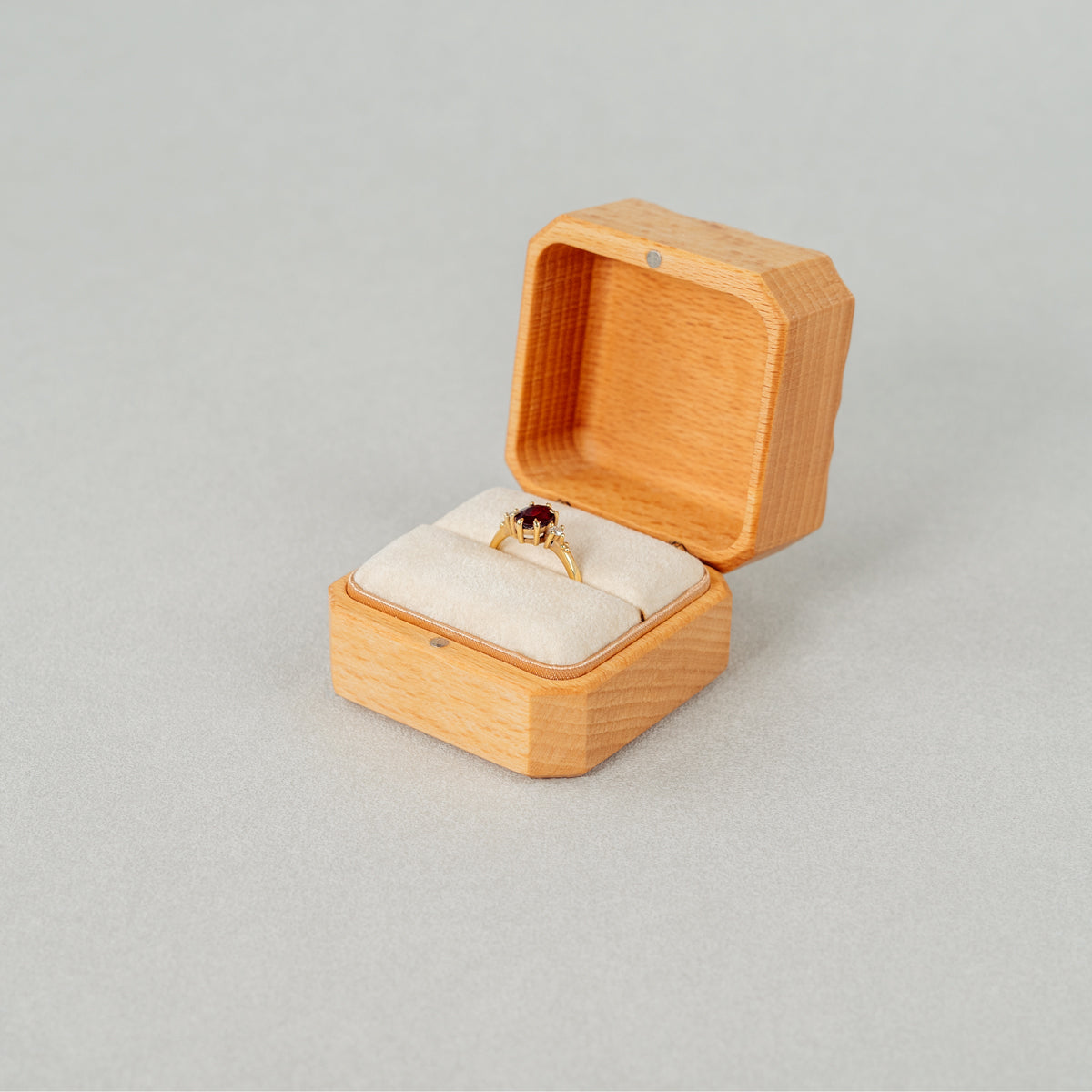 Ring Box